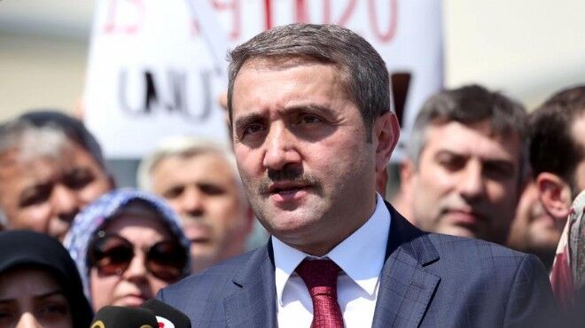 Çayeli Belediye Başkanı İsmial Hakkı Çiftçi ve İkizdere Belediye Başkanı Hakan  Karagöz, Ankara programları kapsamında Rizeli Milletvekili Selim Temurci'ye hayırlı olsun ziyaretinde bulundular.