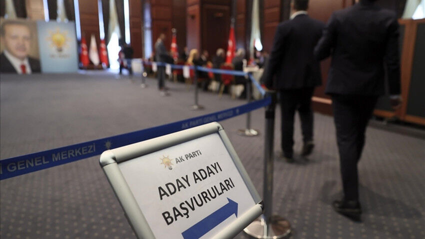 Toplantıda ayrıca aday usul esasları ile teşkilat yoklama usul esaslarına ilişkin kararlar da alındı.