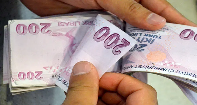 PTT şubelerine başvuranlar, basit ve hızlı bir işlemle 50 bin TL’ye kadar nakit alabilecek.