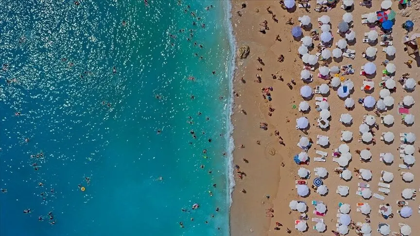 Uzun Tatil Fırsatları

Ramazan Bayramı: Cumartesi günü başlayan arife ile hafta sonuna denk geliyor. Tatil planları için 4 gün avantaj sağlanabilir.