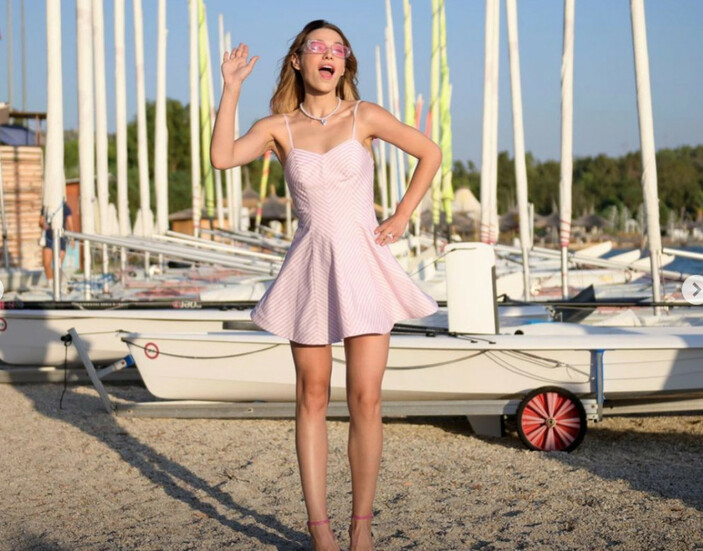 sumeyye-aydoganin-barbie-pozlari-sosyal-medyayi-salladi-gerce_77506628