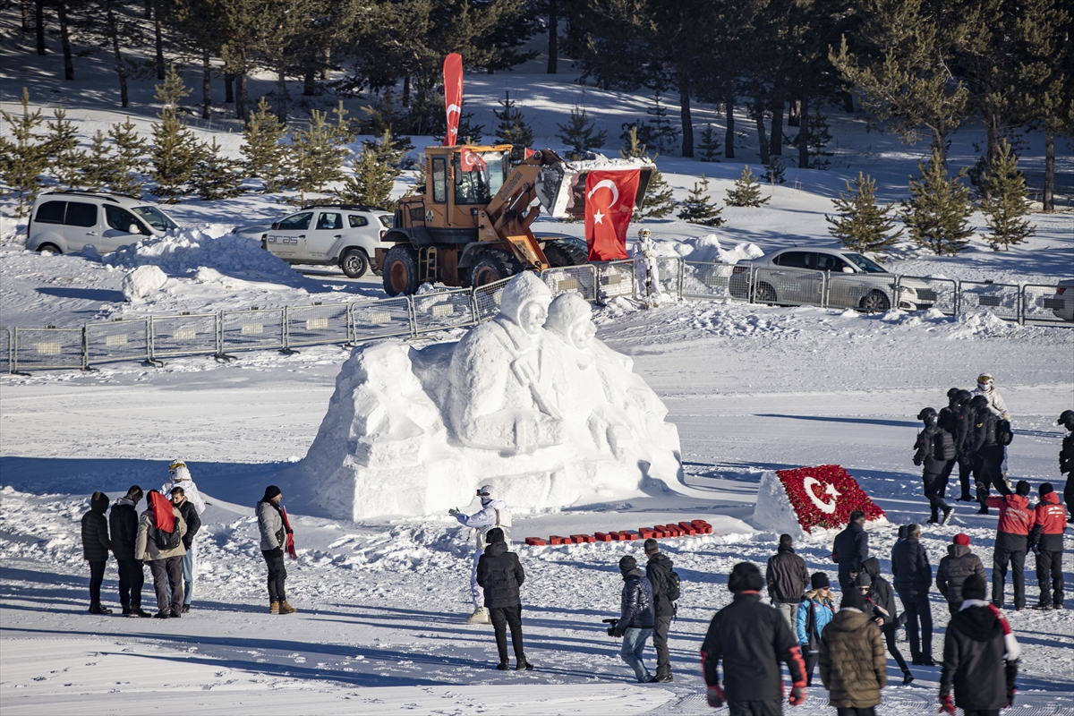 turkiye-bu-toprakta-izin-var-temasiyla-yurumek-icin-sarikamista-toplaniyor-6-e3u9zTWt