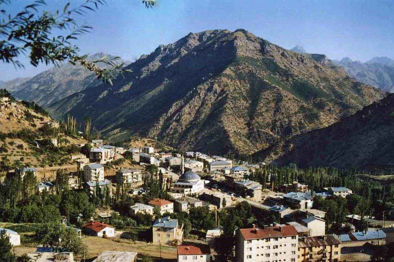 Hakari s. Хаккяри Турция. Провинция Хаккари Турция. Hakkari город в Турции.