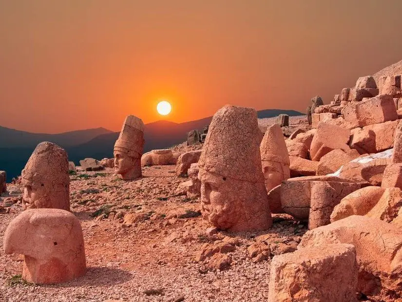 Nemrut Dagi 18763-1