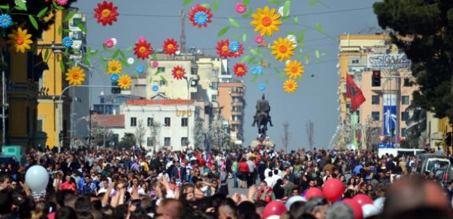 Arnavutluk Festivalleri Ve Zamanlari