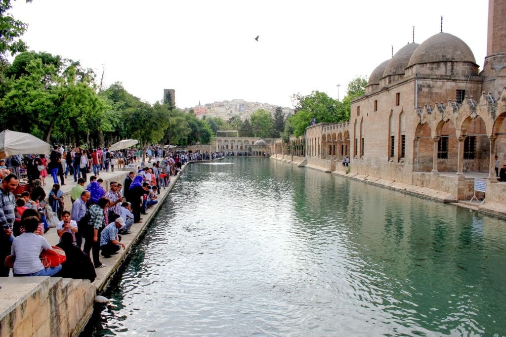 Sanliurfa Balikligol Nerede Nasil Gidilir