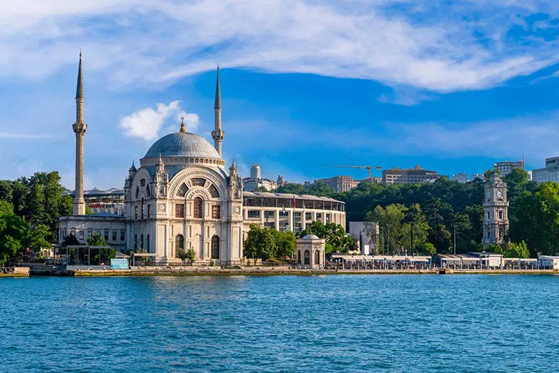 Uskudar Gezilecek Yerler Mihrimah Sultan Cami