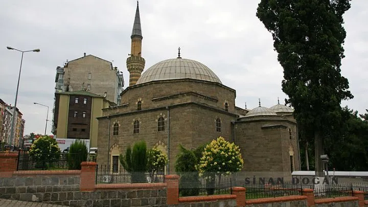 Gulbahar Hatun Cami Trabzon-1