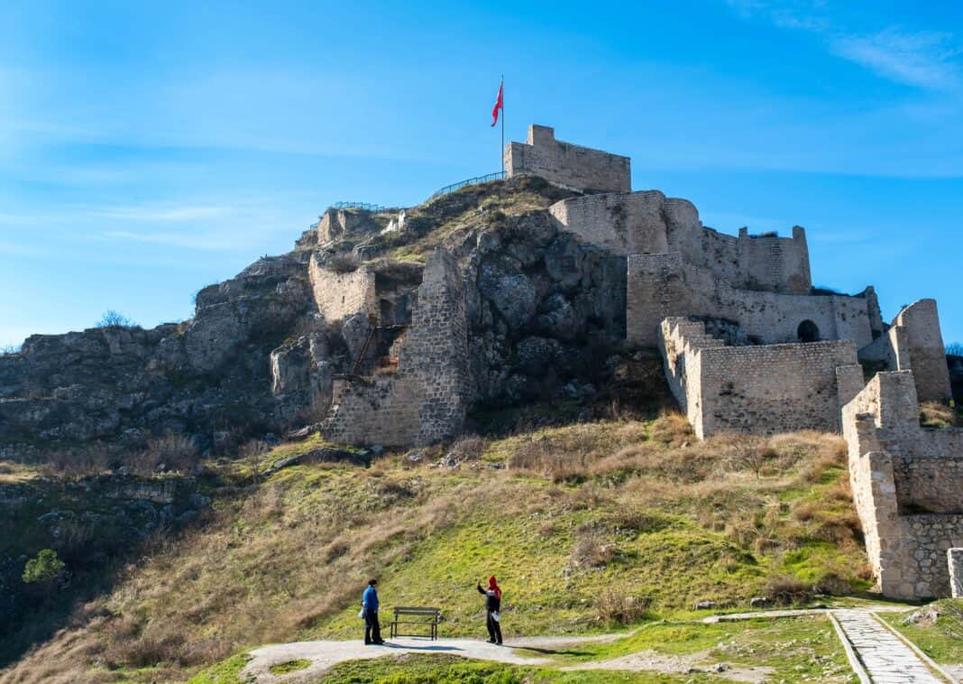 3 Amasya Castle Min 1068X758