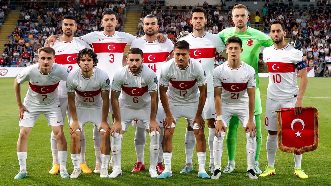 A Milli Futbol Takimi Iha 2063995