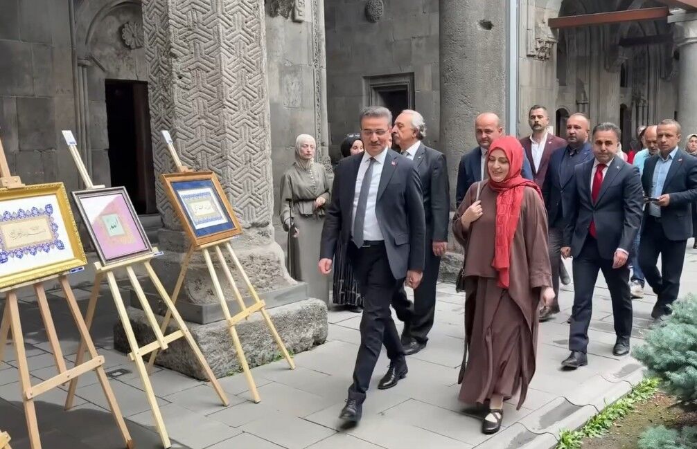 Erzurum'daki tarihi medrese 31 sanatçının eserine ev sahipliği yaptı