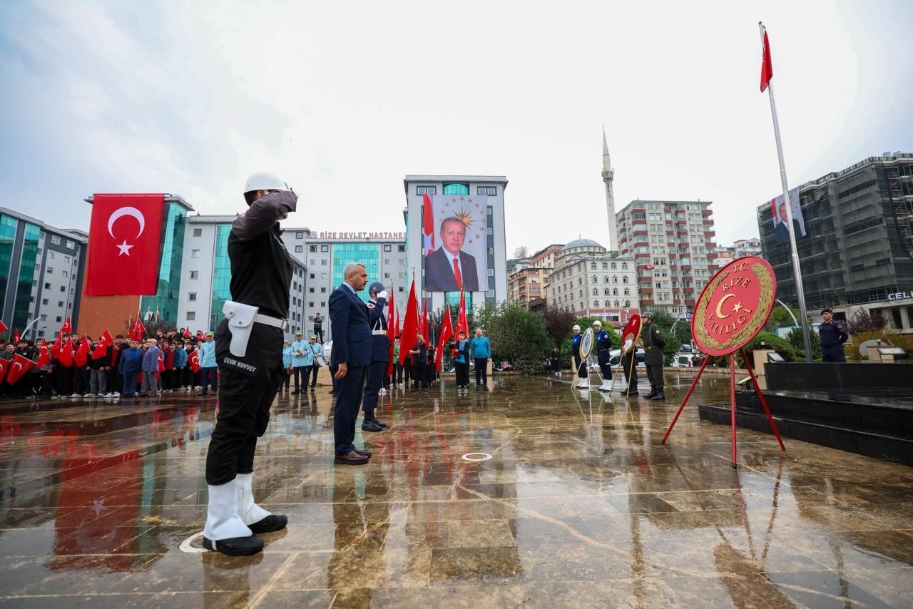 Rize’de Cumhuriyet’in 103’üncü Yılı Kutlamaları Başladı