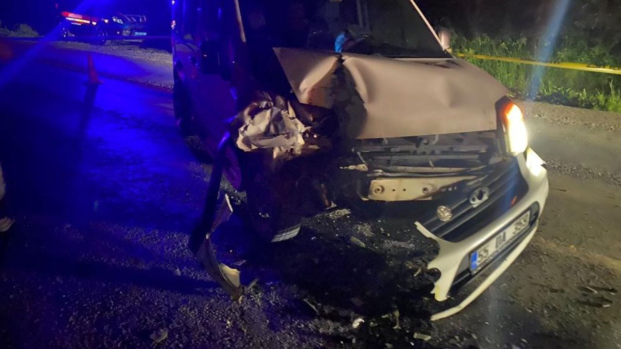 Kaza yapıp yola uzandıktan sonra üzerinden araç geçen sürücü ağır yaralandı