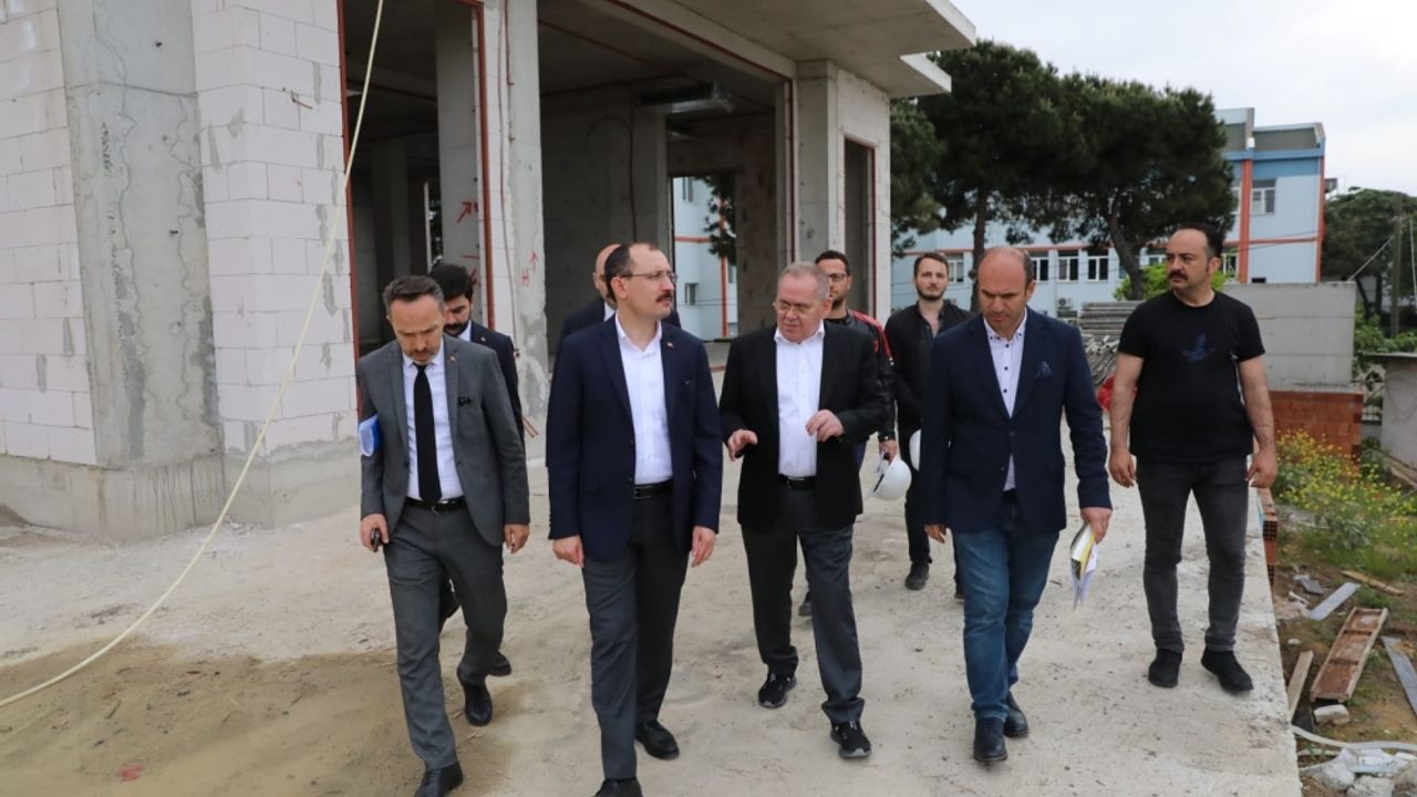 Ticaret Bakanı Mehmet Muş, Samsun'da inşaatı devam eden projeleri inceledi