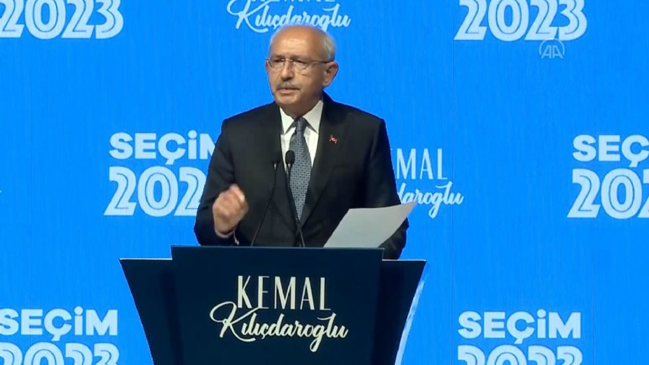 Kemal Kılıçdaroğlu: Tüm oylar sayılana kadar buradayız