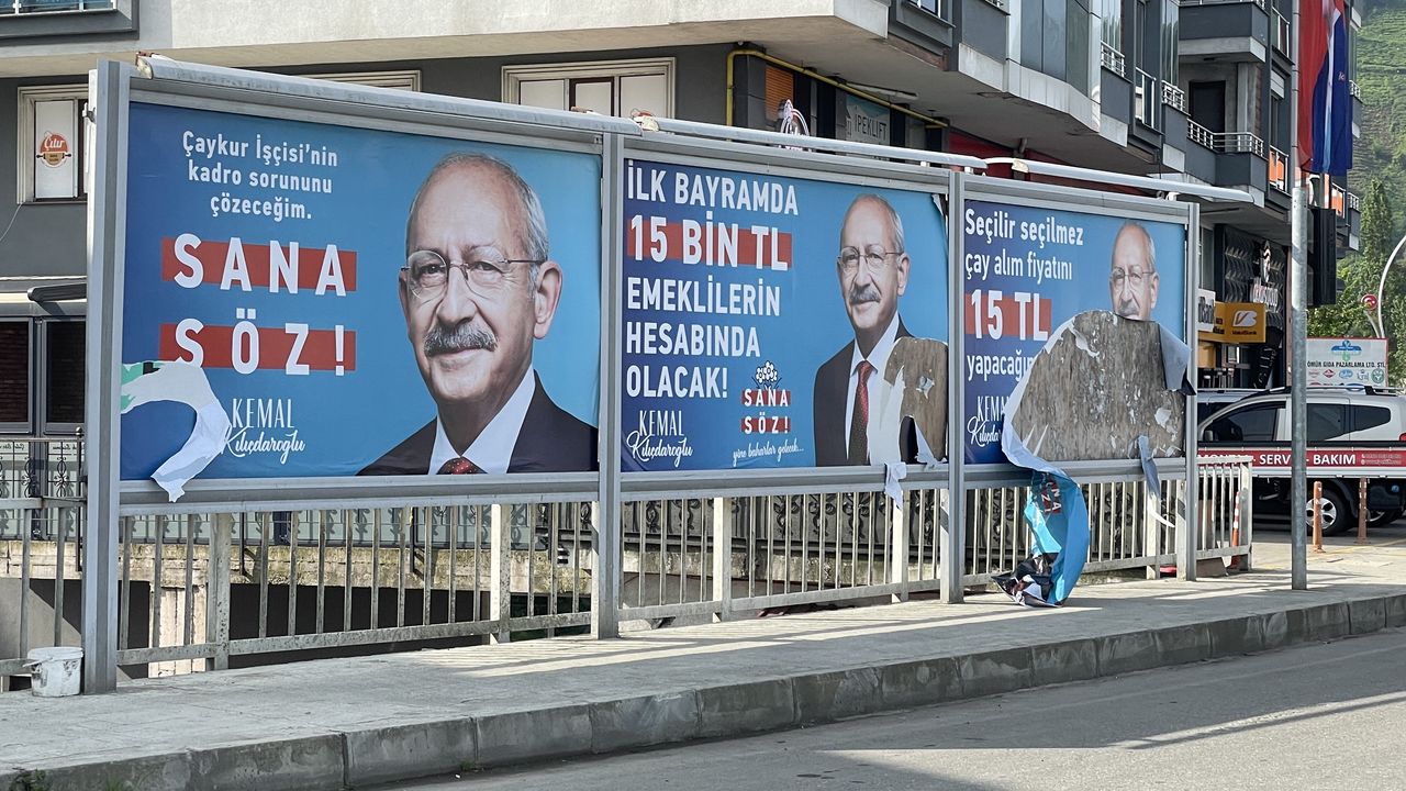 Rize'deki Kılıçdaroğlu afişlerine saldırı!