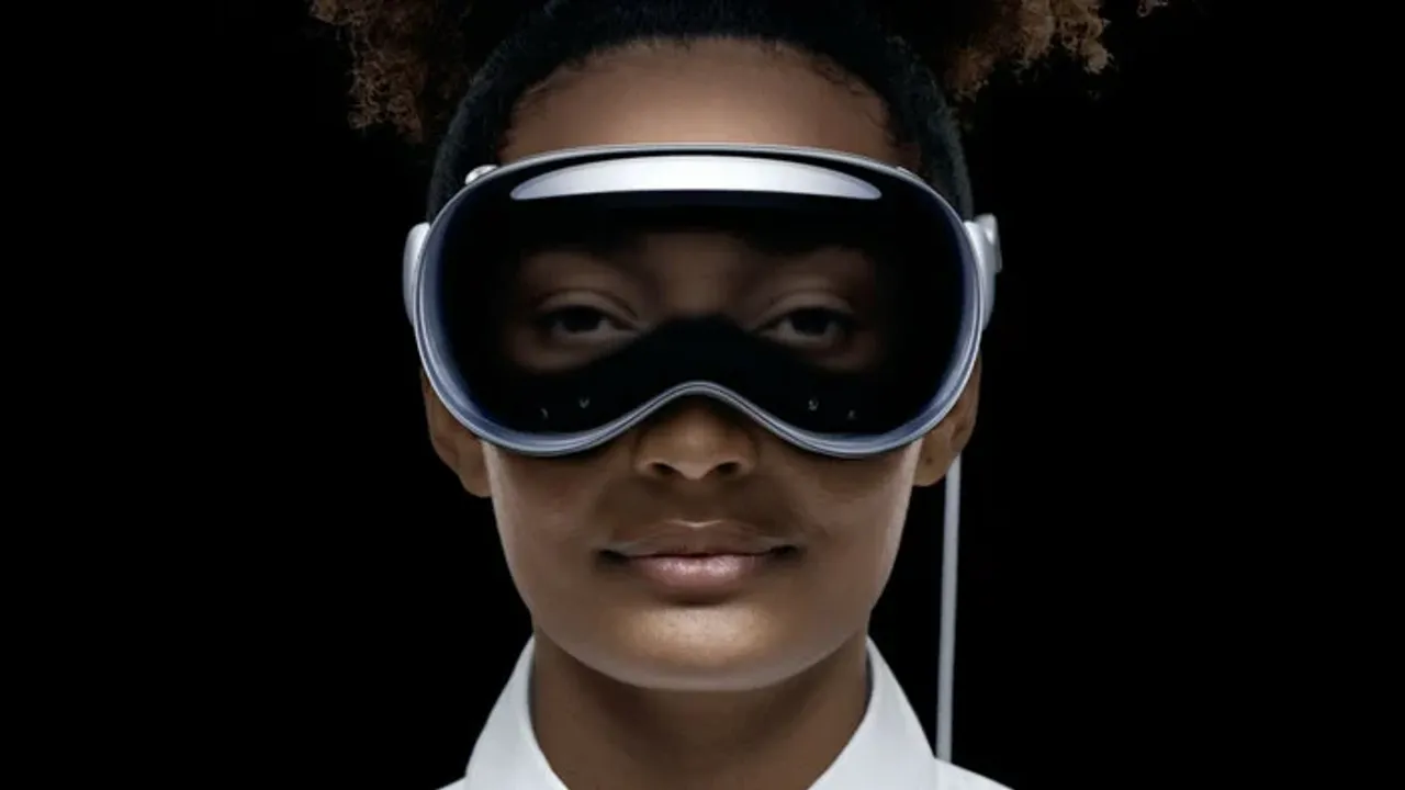 Apple, merakla beklenen sanal gerçeklik gözlüğünü tanıttı: Karşınızda Apple Vision Pro