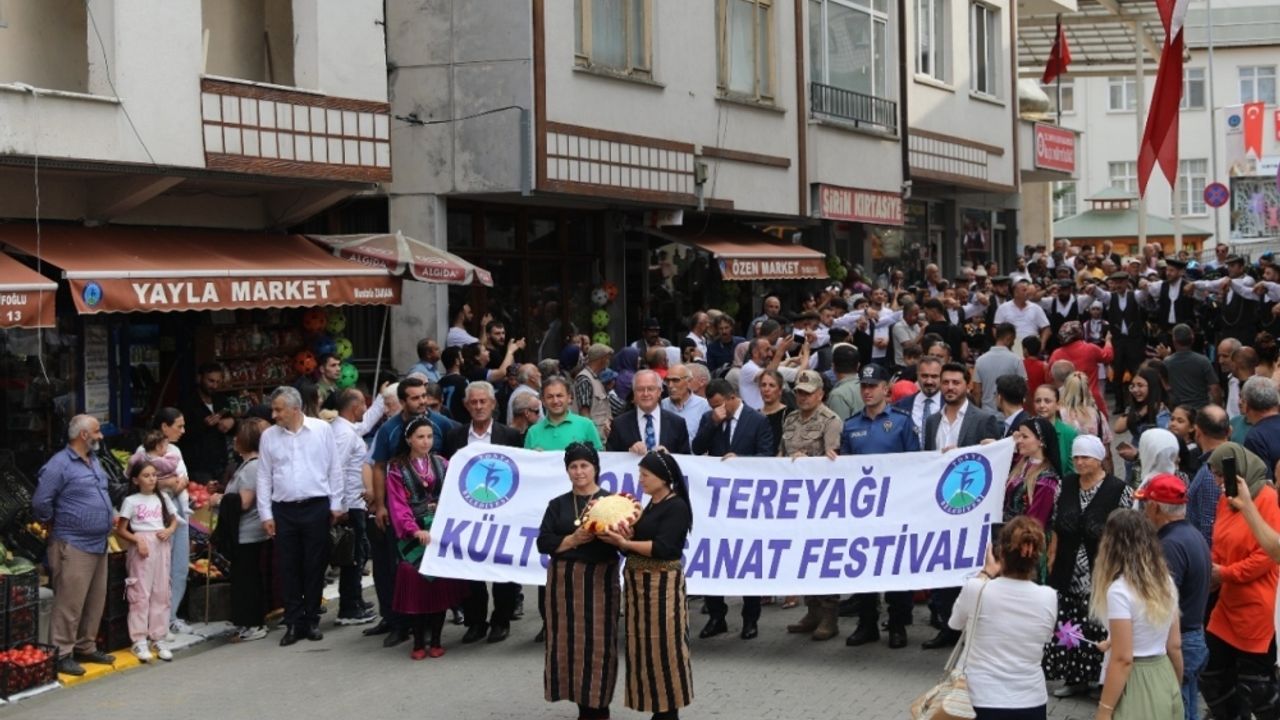 Trabzon'da Tonya Tereyağı Kültür ve Sanat Festivali düzenlendi