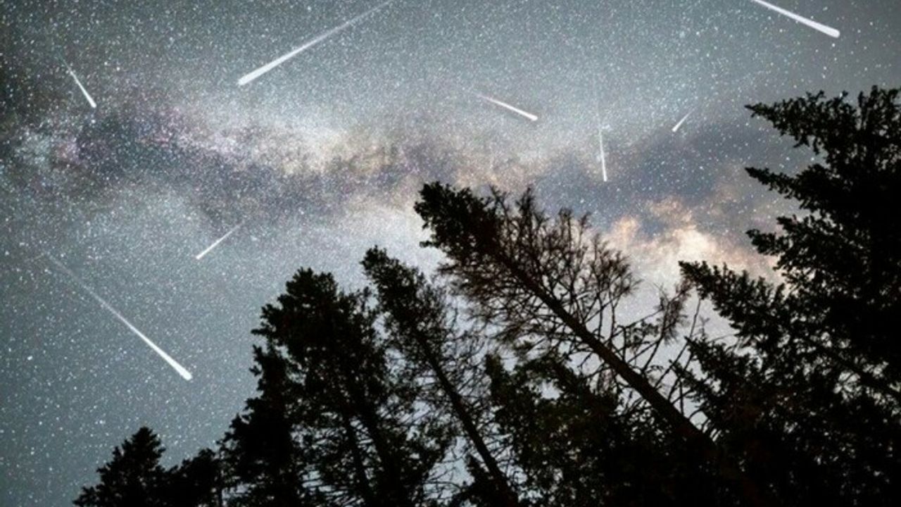 Bulutlar engellemezse hafta sonu meteor yağmuru şöleni yaşanacak