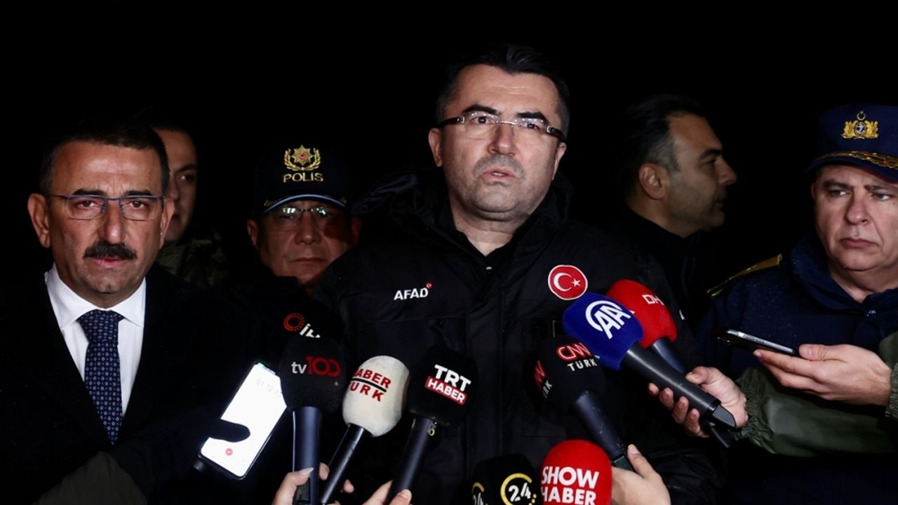 Zonguldak'ta batan geminin personeline yönelik arama kurtarma çalışmaları sürüyor