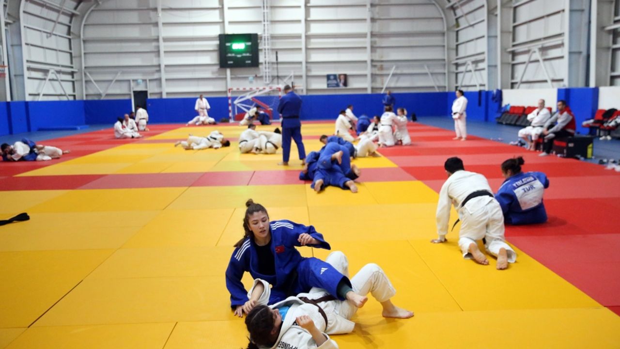 İşitme Engelliler Büyükler Judo Milli Takımı'nın ikinci Kastamonu kampı sürüyor