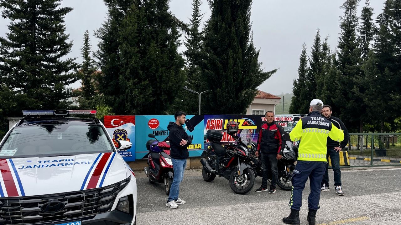 Düzce'de "Akçakoca Geleceğini Planlıyor" sempozyumu düzenlendi