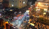 Erdoğan sevdalıları sokaklarda: Rize'de kutlamalar başladı