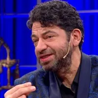 Hakan Taşıyan Kimdir?