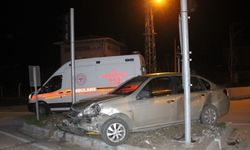 Amasya'da iki otomobilin çarpışması sonucu 5 kişi yaralandı