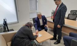 Çorum'da bir kadın traktörünü satıp gelirini depremzedelere bağışladı