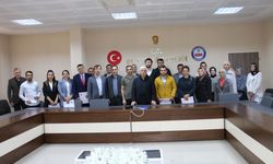 Of'ta öğretmen ve idarecilere Başarı Belgesi verildi