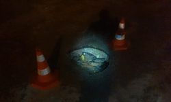 Çorum’da yağmur sonrası yolda çukur oluştu
