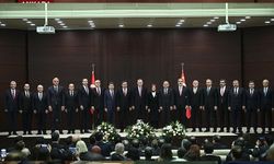 Son Dakika: Cumhurbaşkanı Erdoğan yeni kabineyi açıkladı..