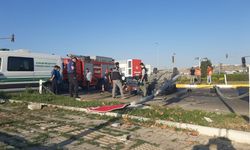 Çorum'da devrilen otomobilin sürücüsü öldü, babası yaralandı