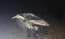 Çorum'da şarampole devrilen otomobilin sürücüsü yaralandı
