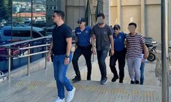 Zonguldak'ta banka görevlisi olarak tanıttıkları kişiyi dolandıran 2 şüpheli tutuklandı