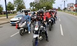 Trabzon'da motosiklet tutkunları gaziler için kenti turladı