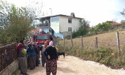 Düzce'de iki katlı evde çıkan yangın söndürüldü