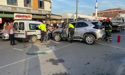 Düzce'de cipin panelvana çarptığı kazada 4 kişi yaralandı