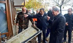 Zonguldak Valisi Hacıbektaşoğlu, sel ve fırtınadan etkilenen bölgelerde incelemelerde bulundu