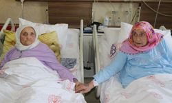 Rize'de yaşlı 2 kız kardeş 16 yıl sonra hastanede kavuştu