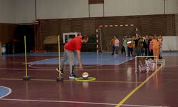 Akçaabat Belediyesine bağlı kurslarda vatandaşlara spor eğitimi veriliyor