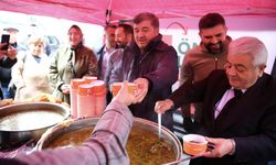 Giresun'da vatandaşlara karalahana çorbası ikram edildi