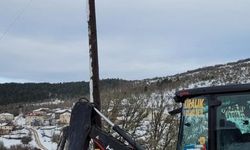 Karabük'te fırtınada direklerin devrilmesi nedeniyle 18 köye elektrik verilemiyor