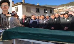 Trabzon'daki fırtınada dalgalara kapılarak hayatını kaybeden öğrencilerin cenazesi defnedildi