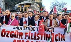 Adalet Bakanı Tunç, Trabzon'da "Teröre Lanet, Filistin'e Özgürlük Yürüyüşü"ne katıldı (2)