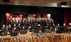 Trabzon Üniversitesi’de  Akademisyenler Sahnede ‘Parla’dı