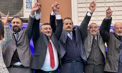 AK Parti Artvin Belediye Başkan adayı Kocatepe, kentte coşkuyla karşılandı