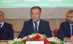 Şamlıoğlu, Rize’de İl Eğitim Değerlendirme Toplantısına katıldı