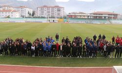 Okul Sporları Futbol Genç Kızlar ve Erkekler Grup Müsabakaları Amasya'da başladı